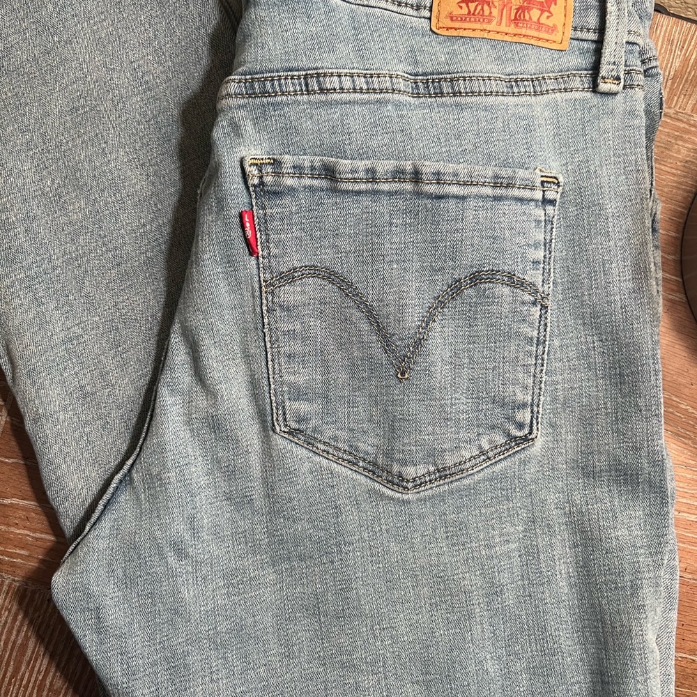 Levi's Classic Mid Rise Skinny Jeans in Light Blue